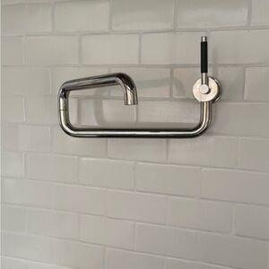 Waterworks Universal pot filler